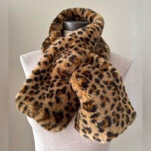 Faux Fur Animal Print Pull Through Scarf